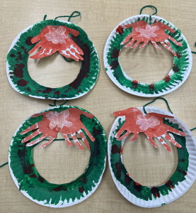 paper plate wreaths